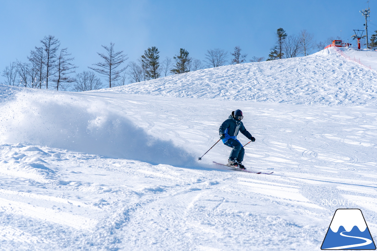 オホーツク・ローカルスキー場巡り。｜晴天粉雪の『佐呂間町営スキー場』から流氷を望む『湧別町五鹿山スキー場』へ！